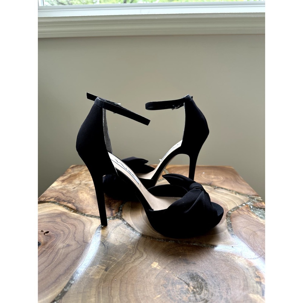 NEW Nina Black Peep toe heel with cute bow size 6.5 (010) wedding prom Shoes